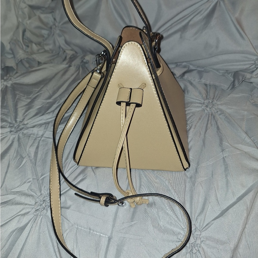 Tan Leather Crossbody Bag with Drawstring Closure
